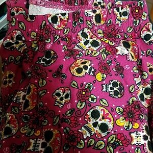 Agnes & Dora skull leggings euc